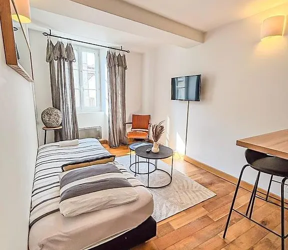 Appartement Saint Nico Captain 5 Min To Port, Train Station &