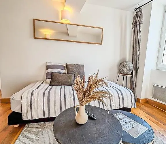 Appartement Saint Nico Captain 5 Min To Port, Train Station &