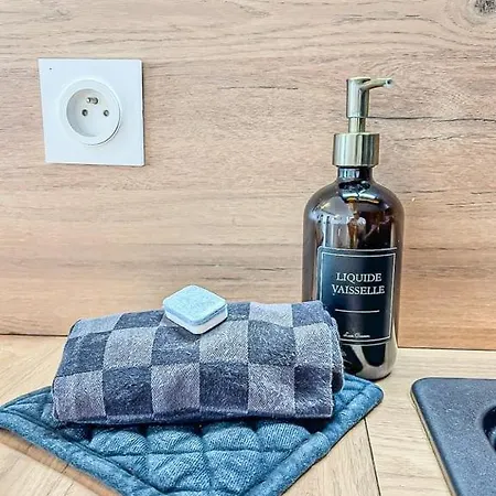 Saint Nico Captain 5 Min To Port, Train Station & La Rochelle (Charente-Maritime)