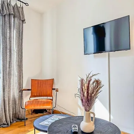 Saint Nico Captain 5 Min To Port, Train Station & Apartment *